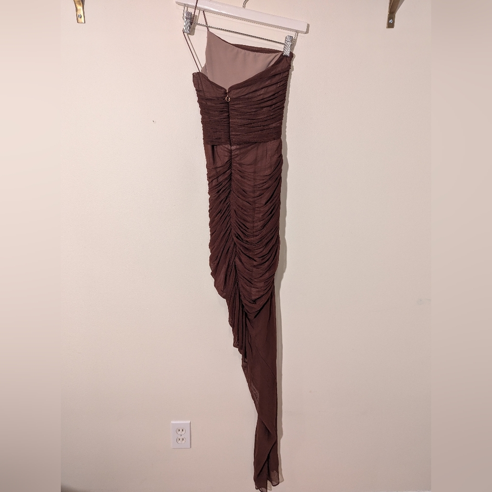Nookie Sz Medium Brown Mecca Ruched Mesh One Shoulder Slit Sleeveless Gown sexy - Picture 6 of 7
